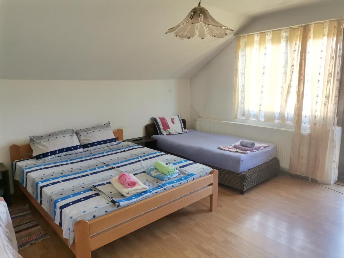 Smestaj Urosevic Golubac Bagian luar foto